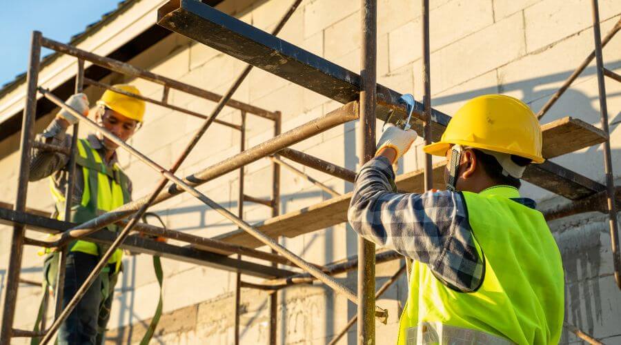 Expert Emergency Roof Repairs services in Victorville, CA